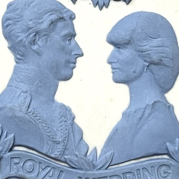 Wedgwood Royal Wedding Plate – Princess Diana & Charles 1981 4.25” - Picture 4 of 8